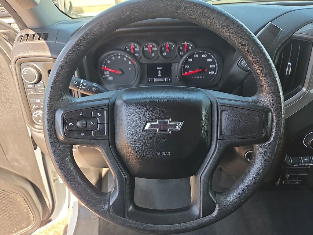 Used 2025 White Chevrolet Custom Trail Boss image 21