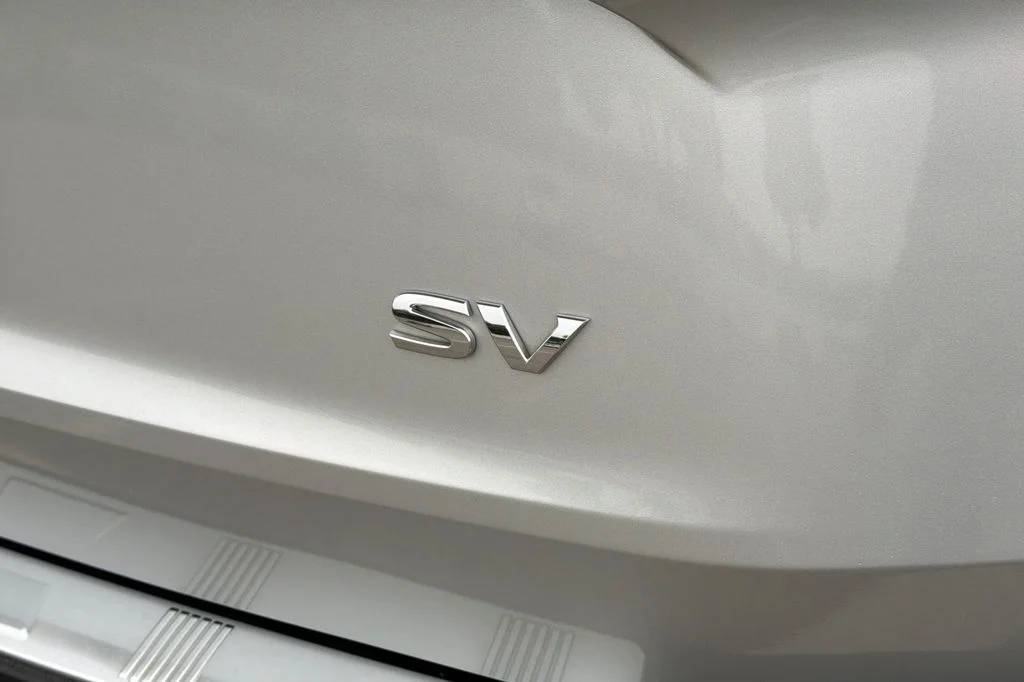 Used 2021 Brilliant Silver Metallic Nissan SV image 7