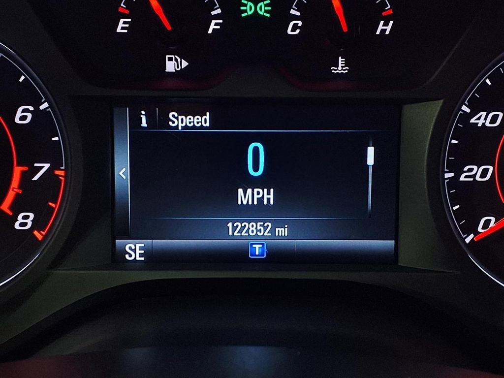 Used 2016 SUMMIT WHITE Chevrolet 1LT image 17