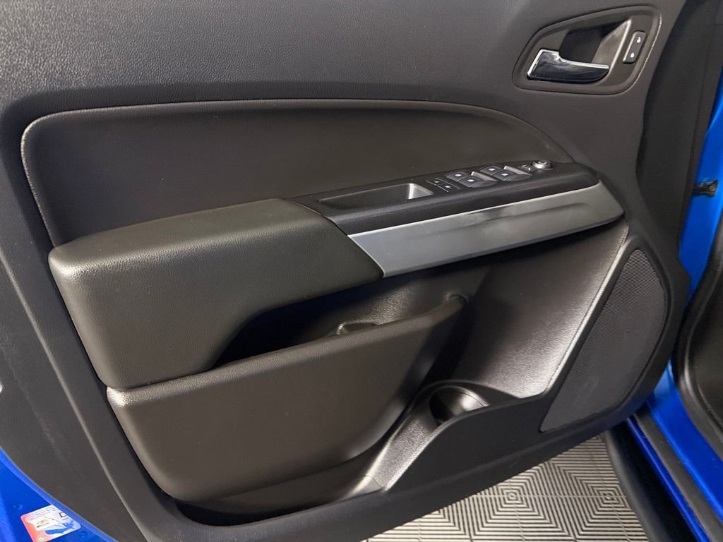 Certified Used 2022 Blue Chevrolet ZR2 image 25