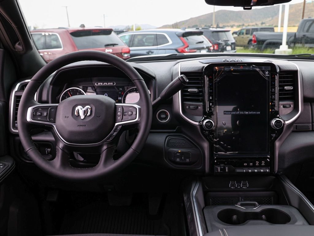 New 2026 Bright White Clear-Coat Exterior Paint RAM Big Horn Night Edition image 20