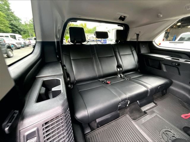 Used 2024 White Toyota SR5 image 29