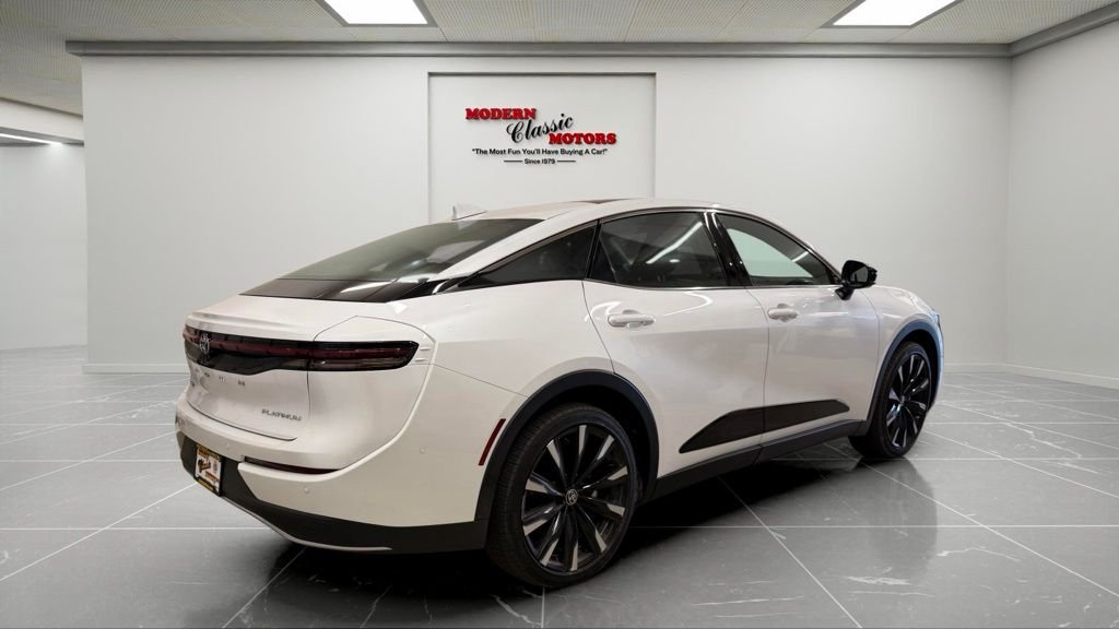 Used 2026 White Toyota Platinum image 7