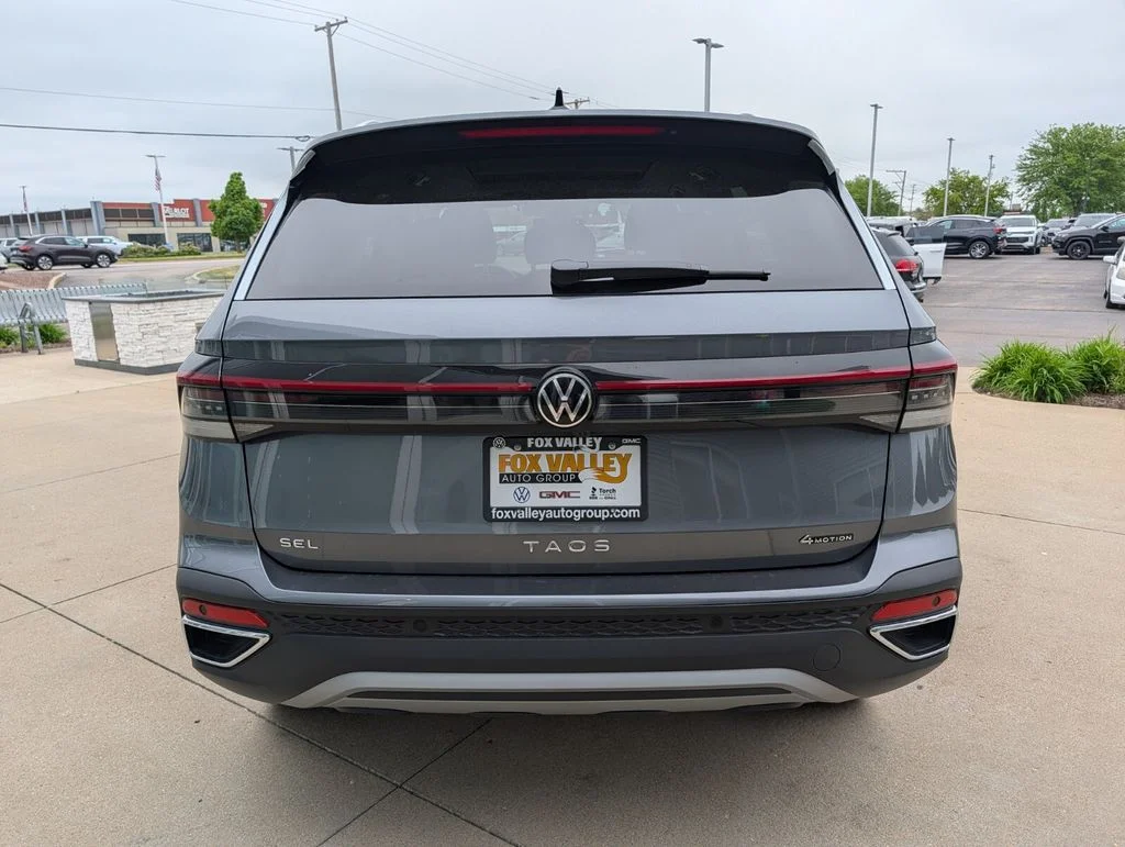 New 2026 Gray Volkswagen 1.5T SEL image 4