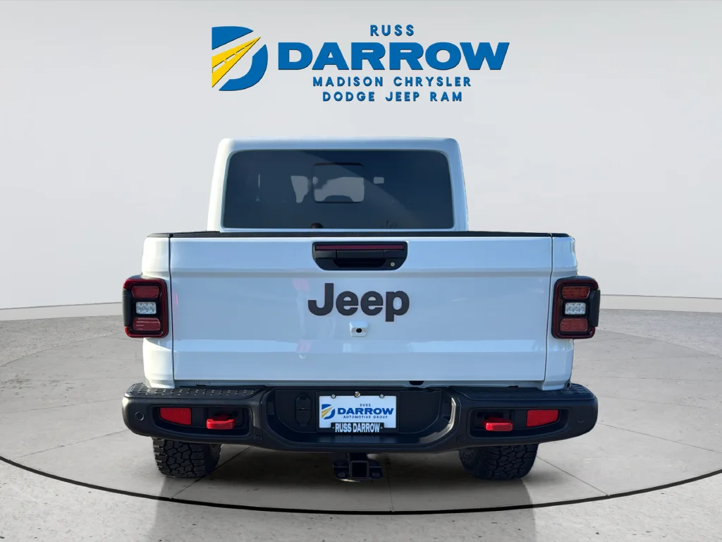 New 2026 Bright White Clear-Coat Exterior Paint Jeep Rubicon X image 4
