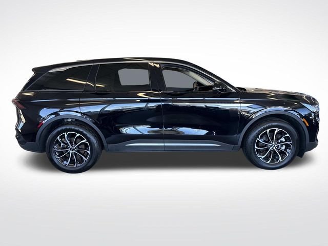 Used 2025 Black Metallic Lincoln Premiere image 2
