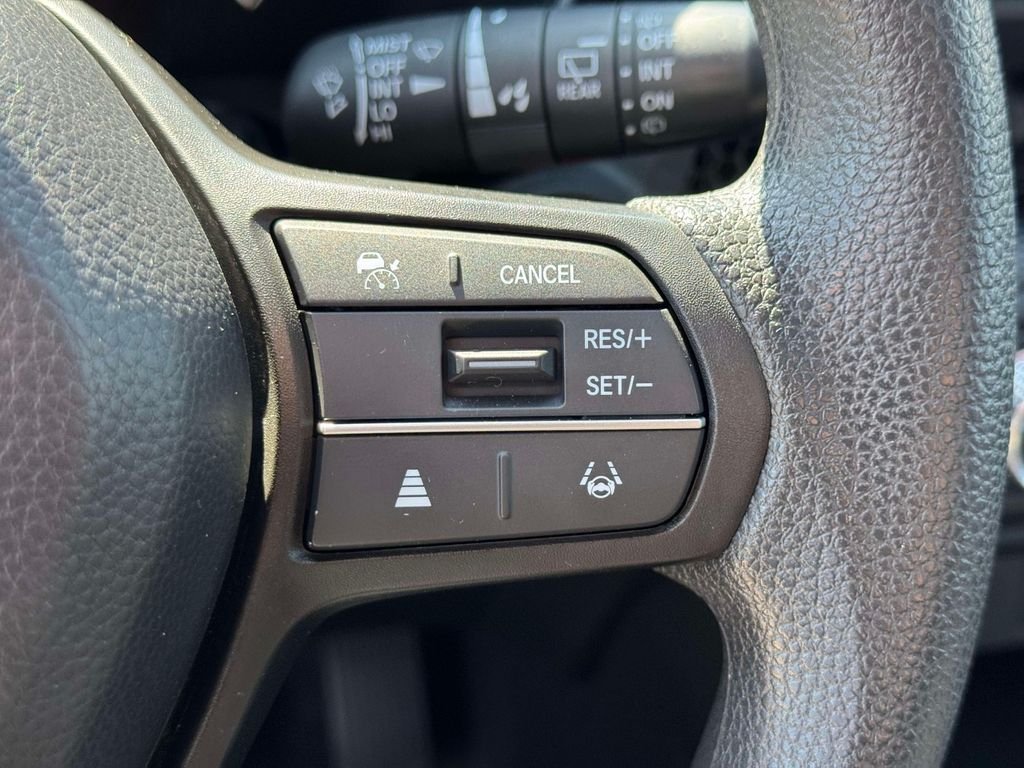 Used 2023  Honda EX image 23