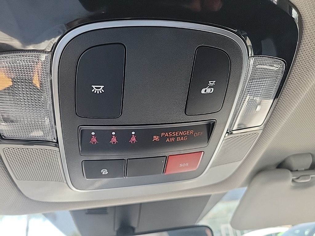 Certified Used 2024 Gray Hyundai SEL image 10