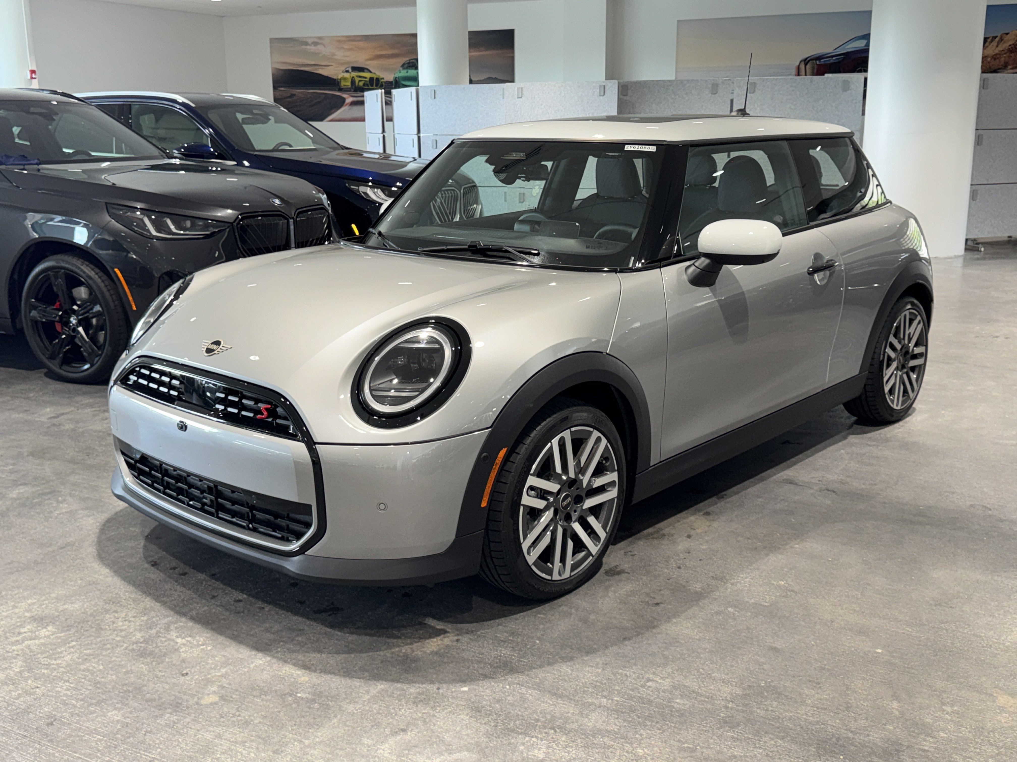 New 2026 Silver MINI Iconic image 3