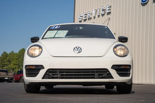 2018 Volkswagen Beetle 2.0T S