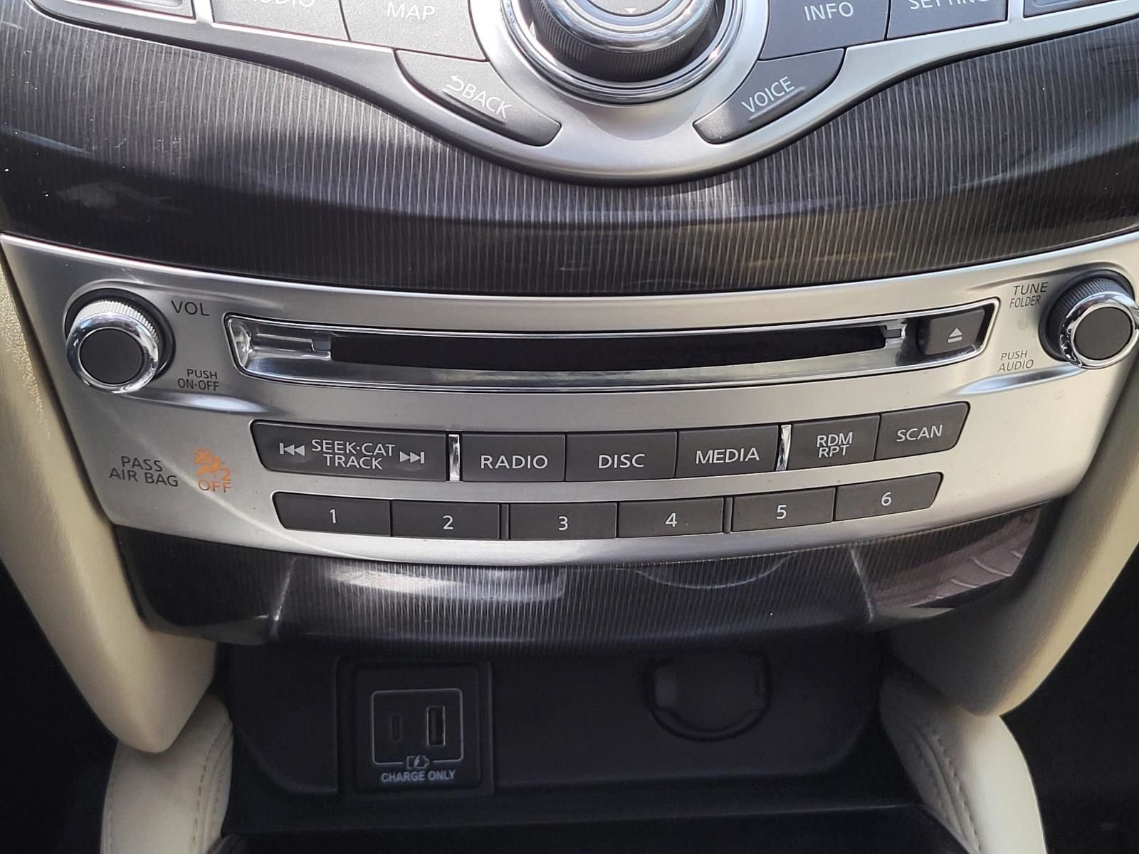 Used 2019 Hermosa Blue INFINITI LUXE image 26