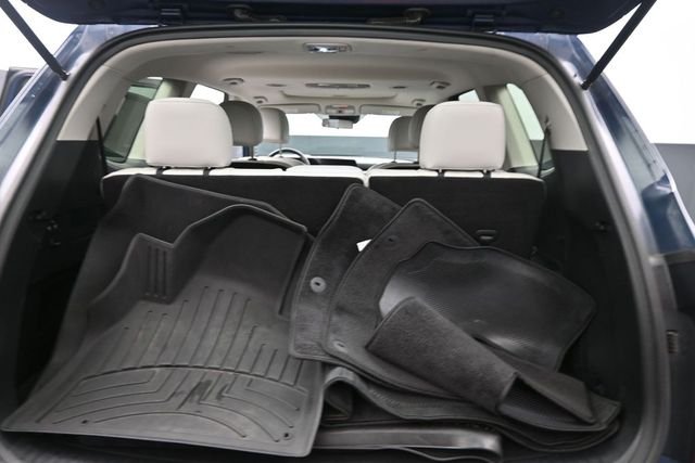 Used 2023 Black Kia S image 10