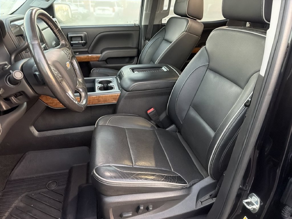 2018 Chevrolet Silverado 1500 High Country - Photo 17