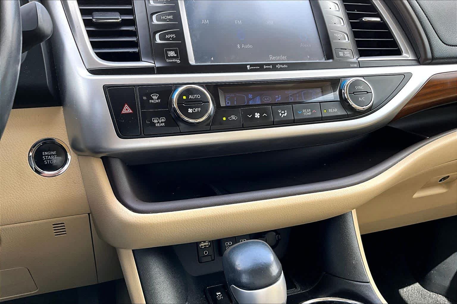 Used 2018 Blizzard Pearl Toyota Limited image 35