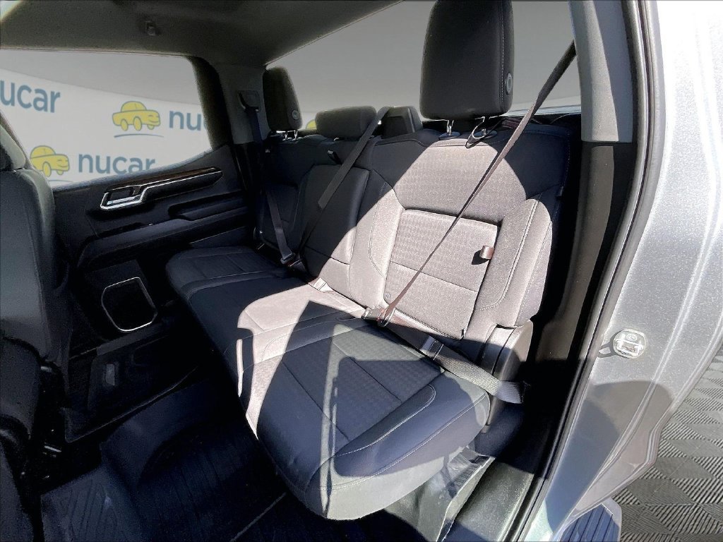 Used 2023 Sterling Metallic GMC Elevation image 15