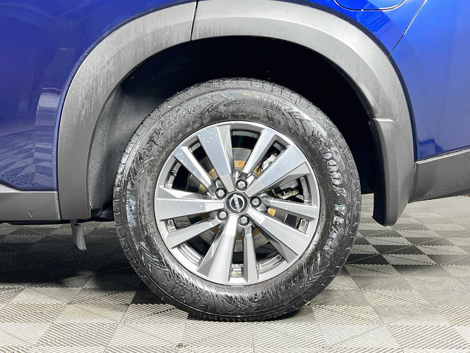 Used 2023 Deep Ocean Blue Pearl Nissan SL image 33
