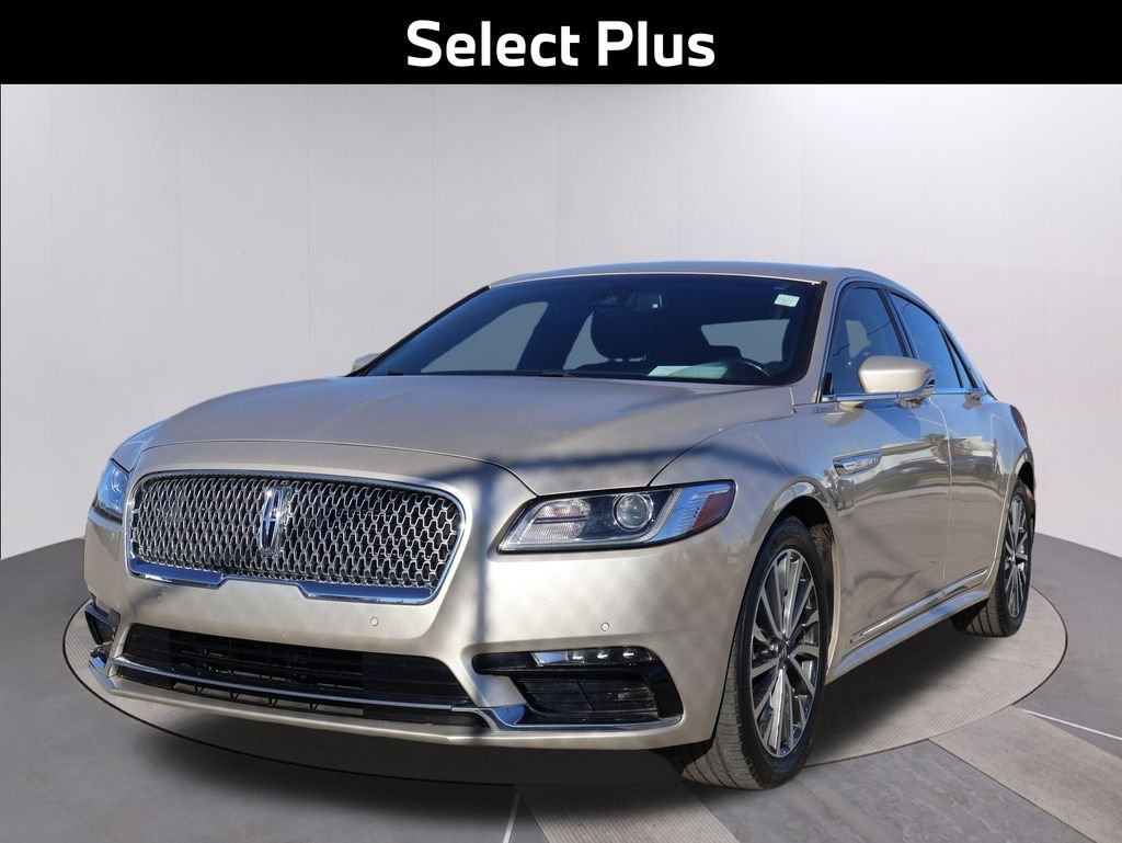 2017 Lincoln Continental Select photo 4