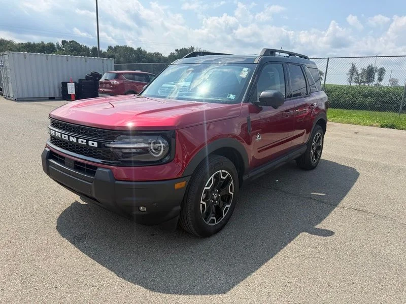 Used 2025 Red Ford Outer Banks image 2