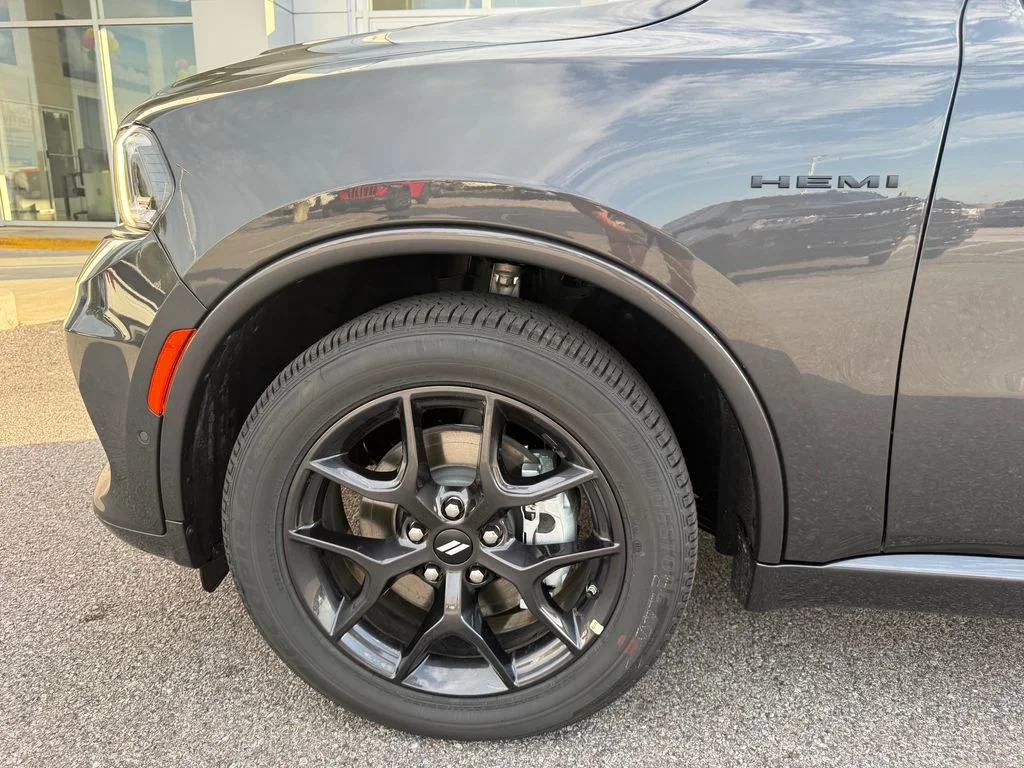 New 2026 Vapor Gray Exterior Paint Dodge GT HEMI V8 image 22