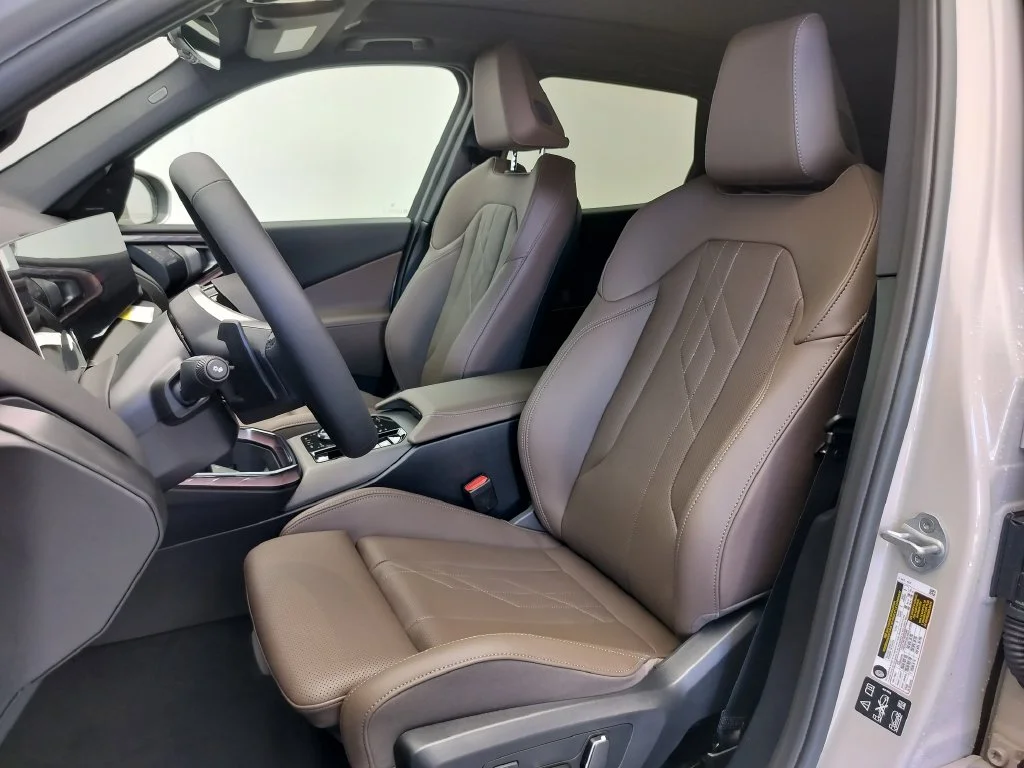 Used 2026 Dune Grey Metallic BMW 30 xDrive image 9