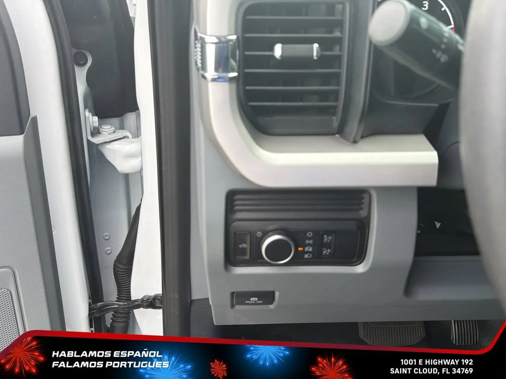 Used 2025 White Ford XL image 14