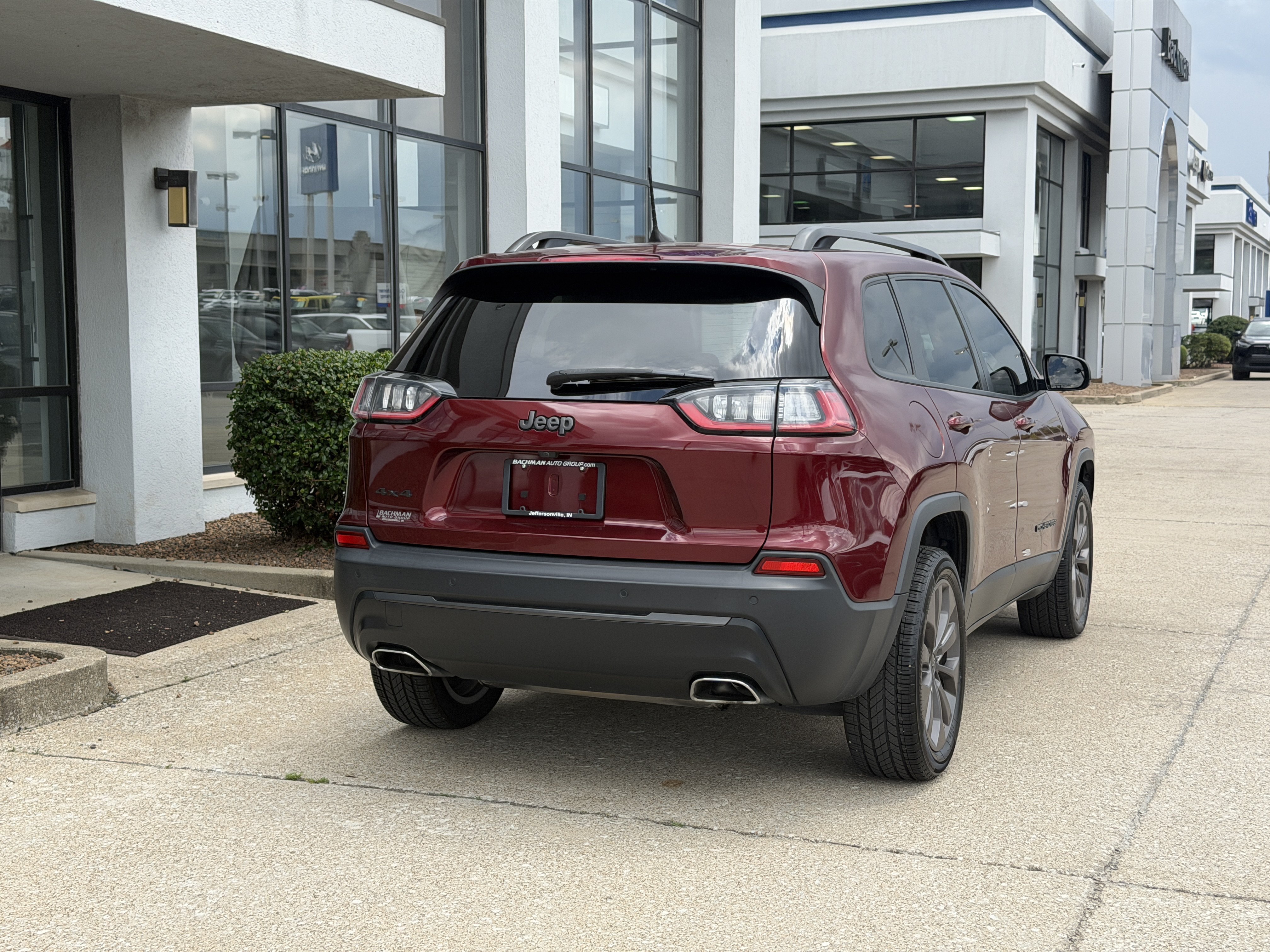 Used 2021 Velvet Red Pearlcoat Jeep 80th Anniversary image 6