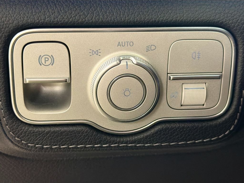 Certified Used 2024 Cirrus Silver Metallic Mercedes-Benz GLE 450 image 11
