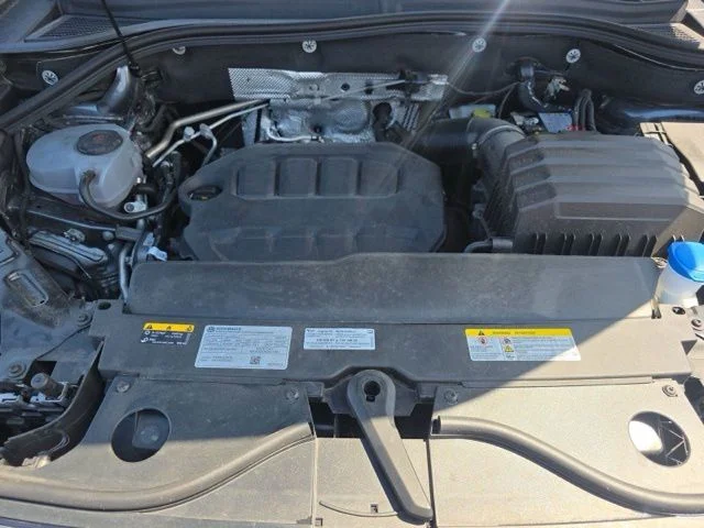 Used 2025  Volkswagen 2.0T SE w/Technology image 36