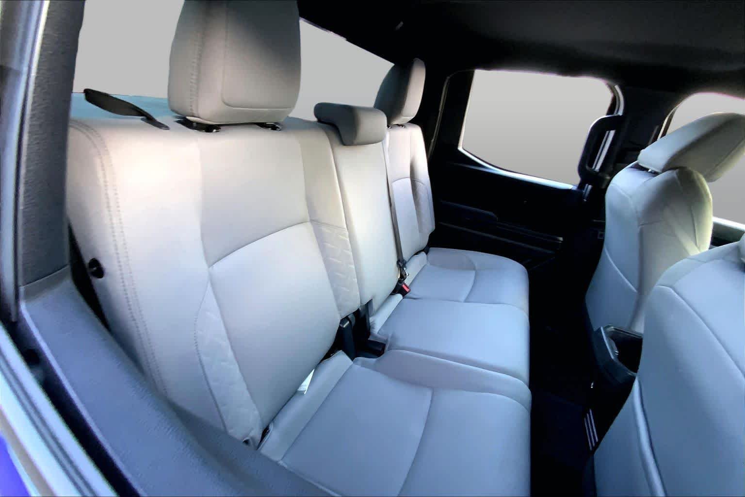 Used 2025 Blue Crush Metallic Toyota SR5 image 19