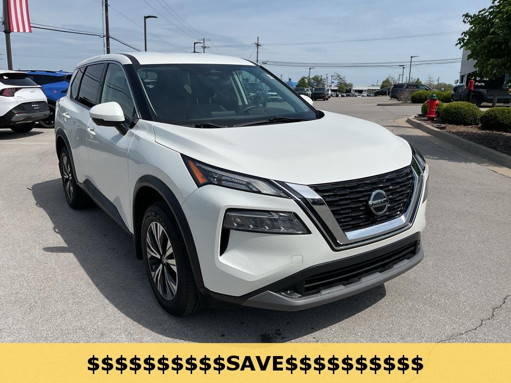 Used 2021 Pearl White Tricoat Nissan SV image 2