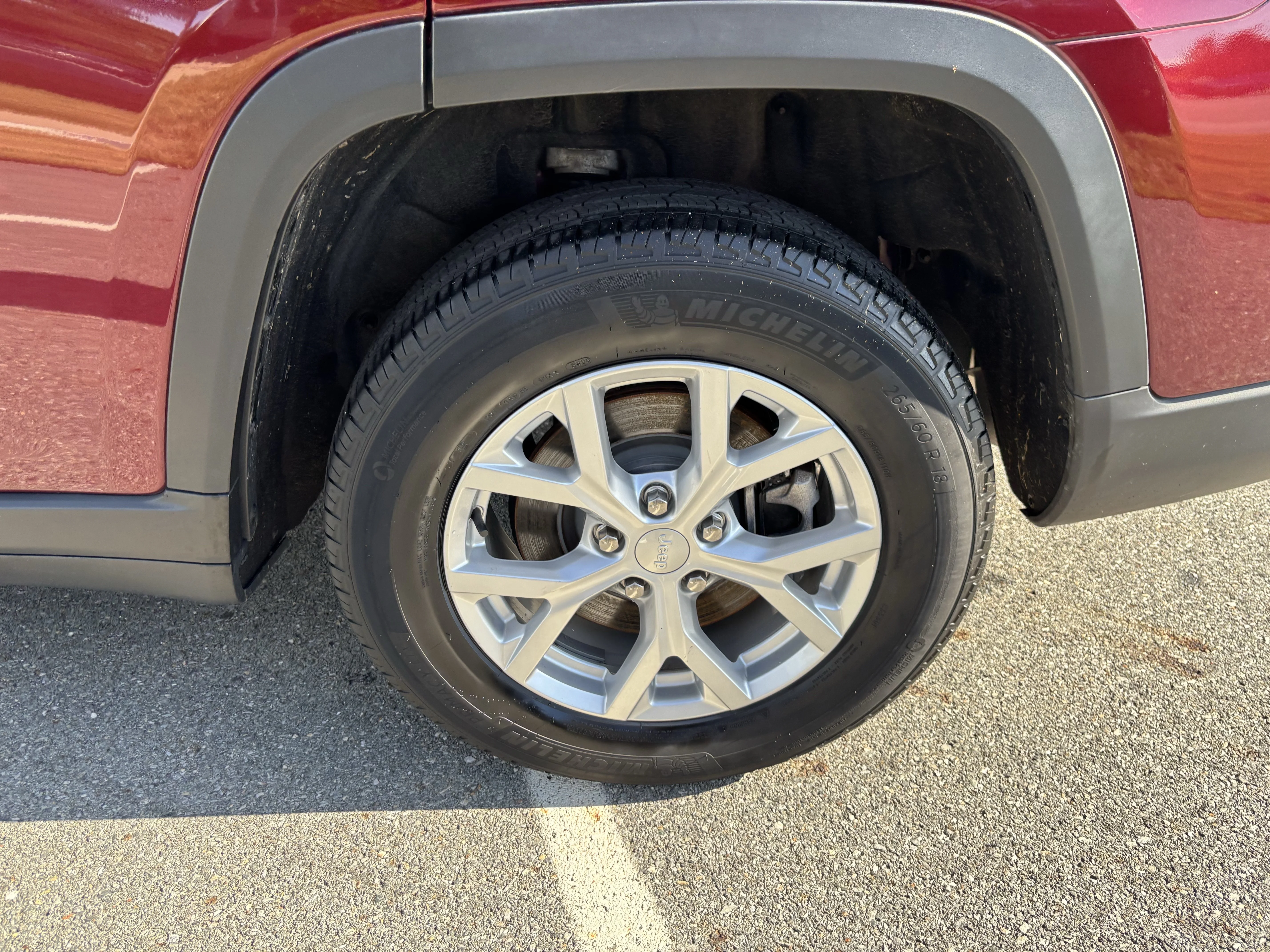 Used 2024 Velvet Red Pearlcoat Jeep Limited image 46