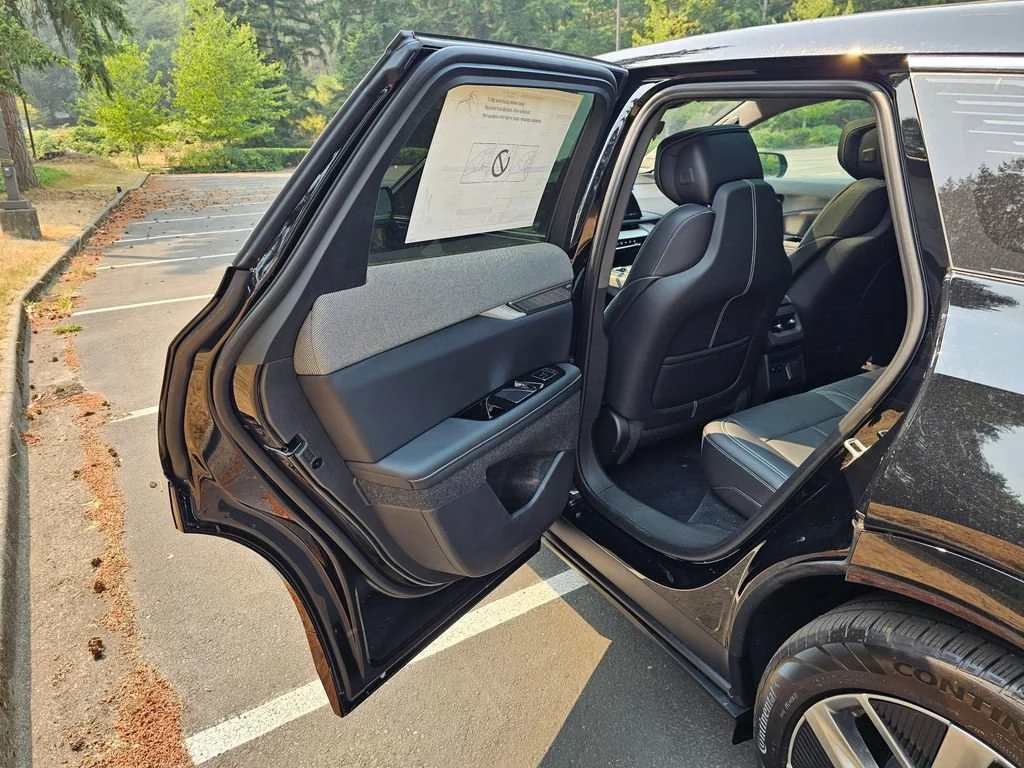 New 2026 Black Raven Cadillac Premium Luxury image 15