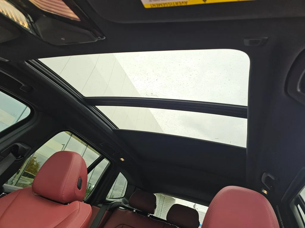 Used 2024  BMW M40i image 21