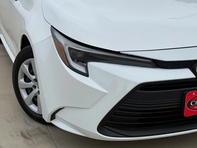 Certified Used 2025 White Toyota LE image 3