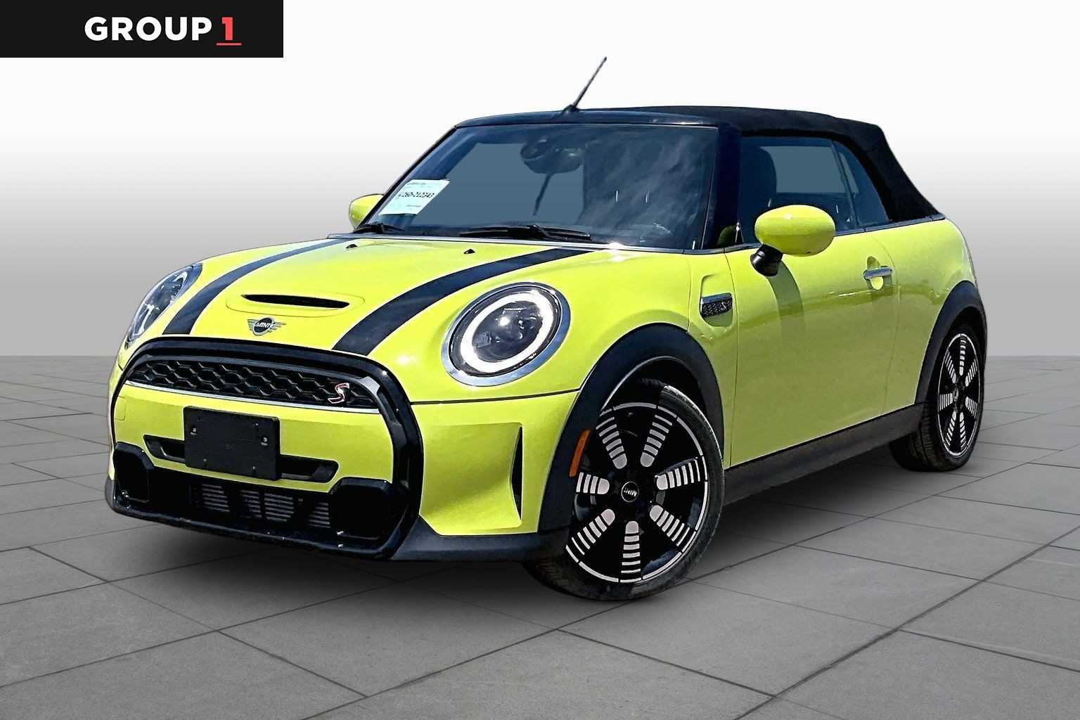 2023 MINI Convertible Cooper S's photo