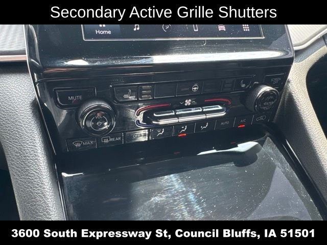 Used 2023 White Jeep Altitude X image 28
