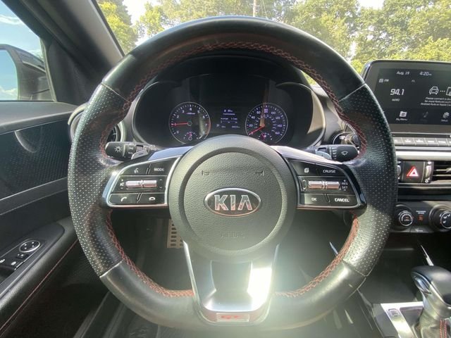 Used 2021 White Kia GT image 18