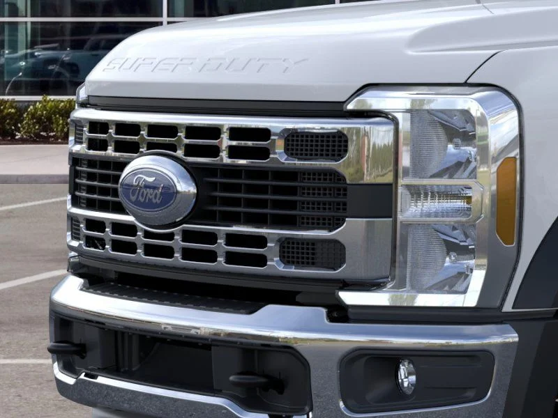New 2026 Oxford White Ford XL image 17