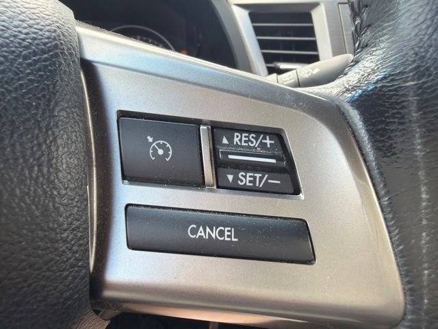 Used 2013 Silver Subaru 2.5i Premium image 31