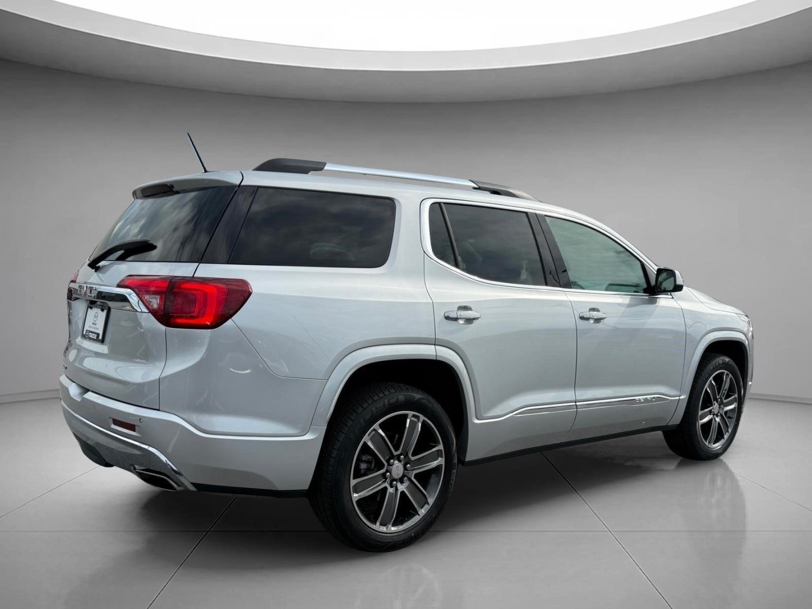 Used 2019 Quicksilver Metallic GMC Denali image 2