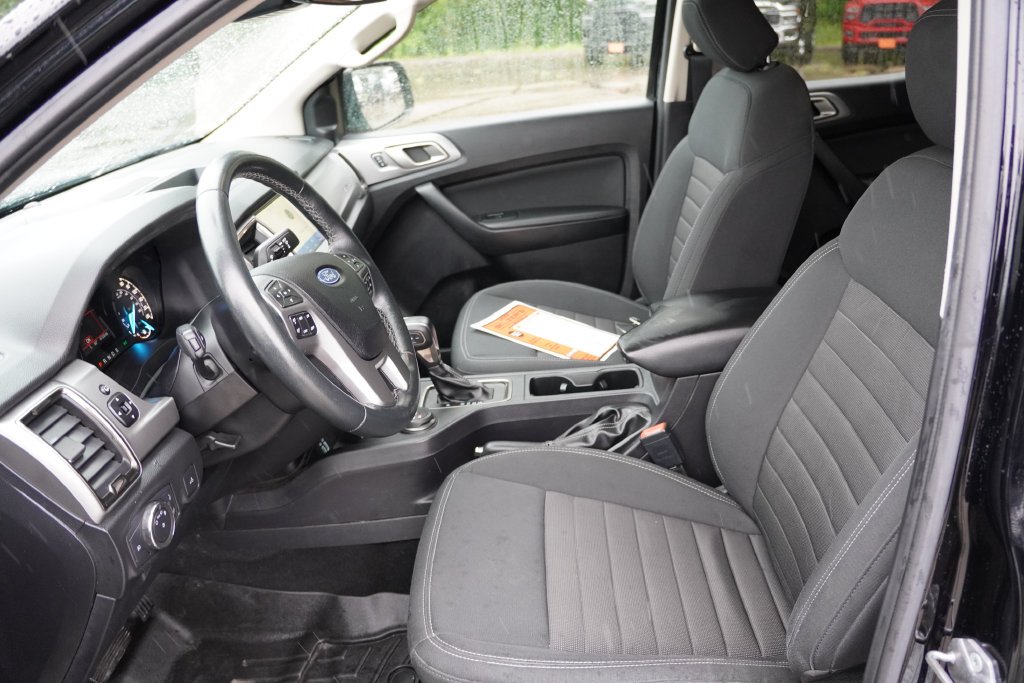 Used 2020 Shadow Black Ford XLT image 16
