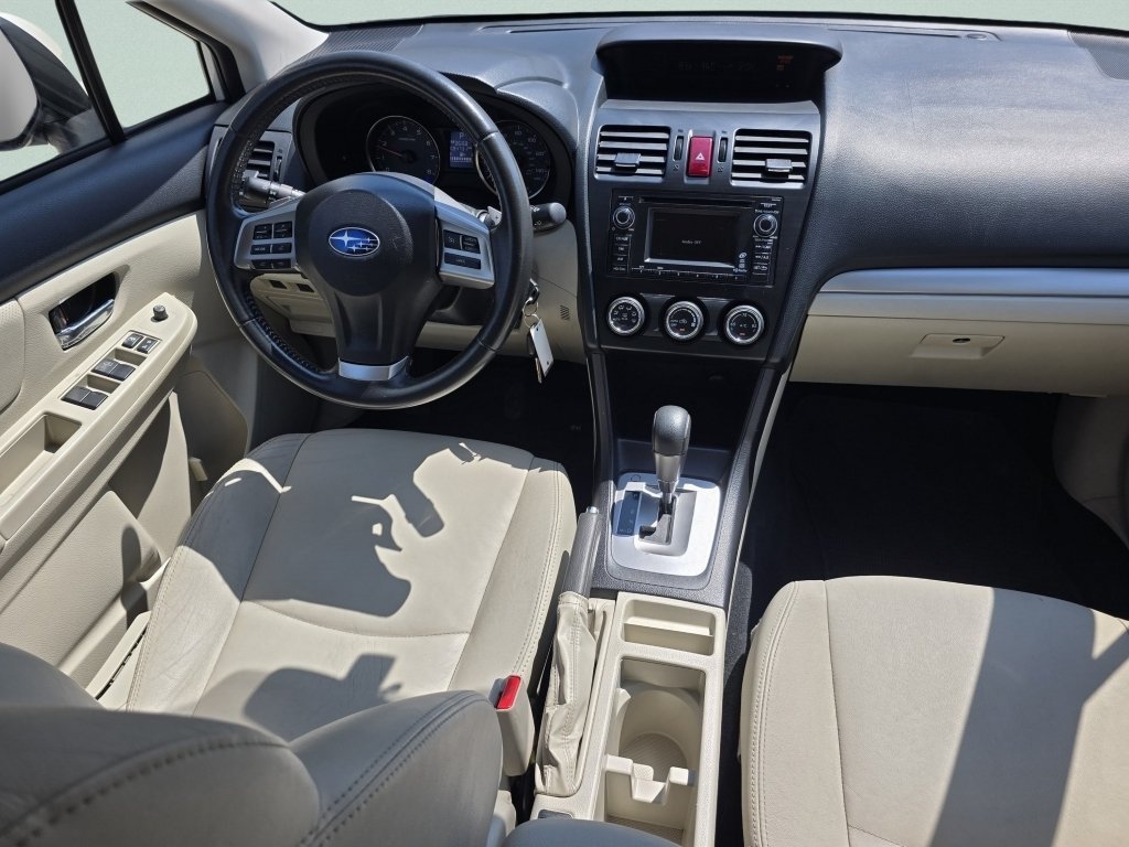 Used 2014 Satin White Pearl Subaru Limited image 28