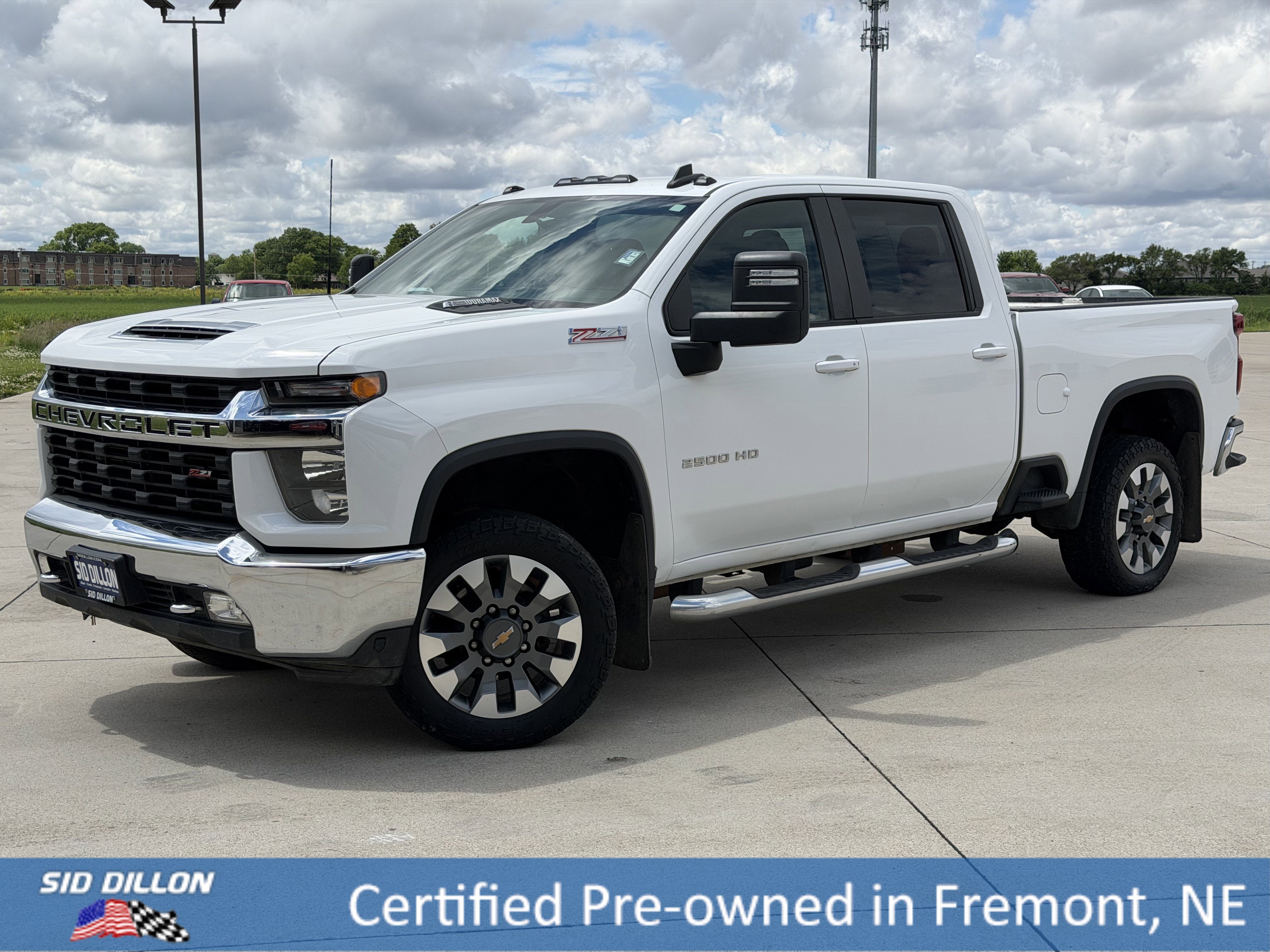 2022 Chevrolet Silverado HD LT 4WD Crew Cab Standard Box's photo
