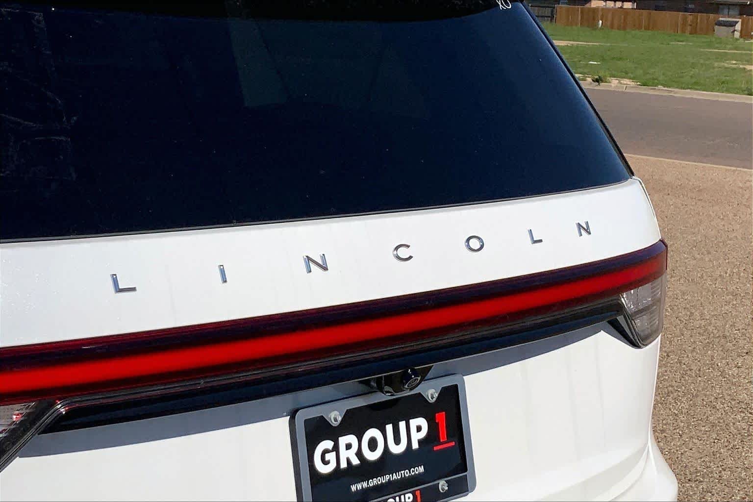 New 2026 Pristine White Metallic Tri-Coat Lincoln Premiere® image 15