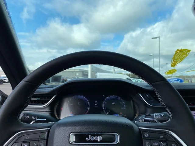 2025 Jeep Grand Cherokee L Limited - Photo 16