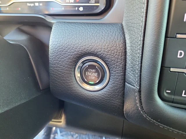 Used 2023 Silver GMC Denali image 34