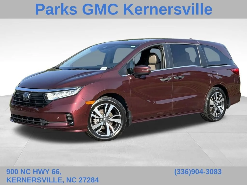 Used 2021 Red Honda Touring image 1
