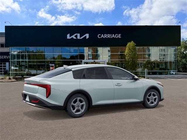 2025 Kia K4 LXS photo 4