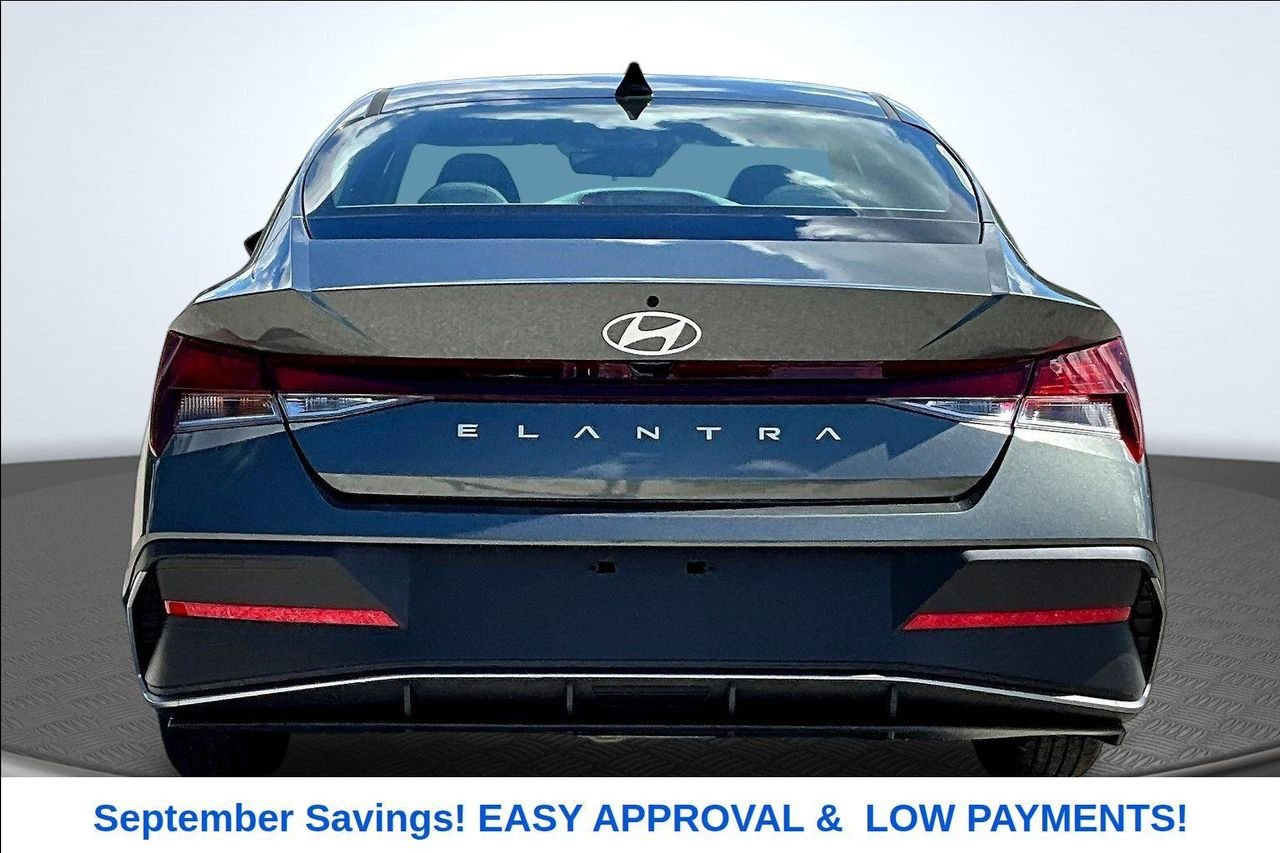 New 2026 Gray Hyundai SE image 18