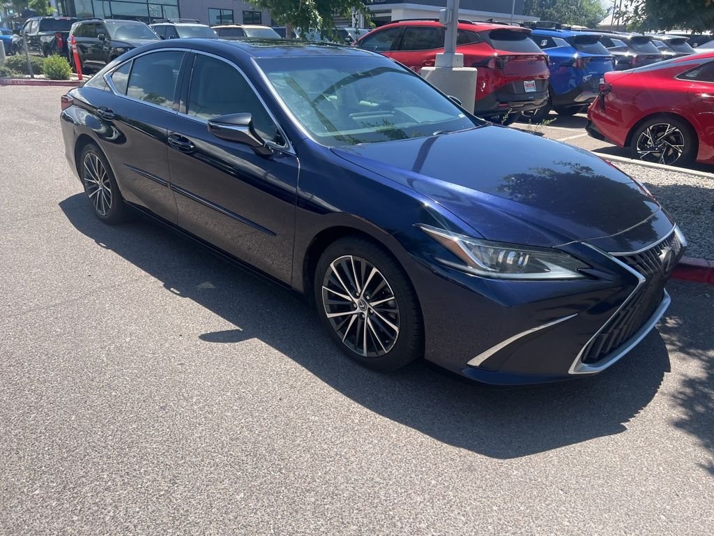 2022 Lexus ES 350 350's photo